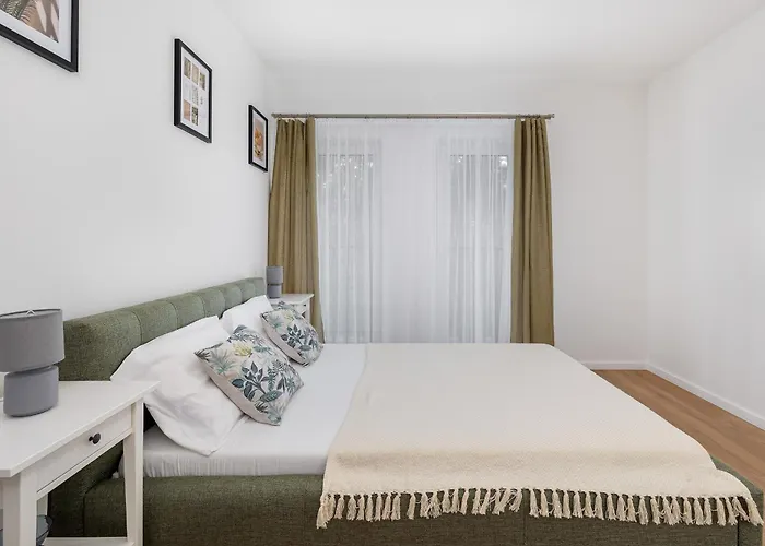 Stylowy Blisko Morza Z Parkingiem Zielona 3a By Renters