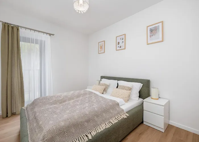 Stylowy Blisko Morza Z Parkingiem Zielona 3a By Renters *