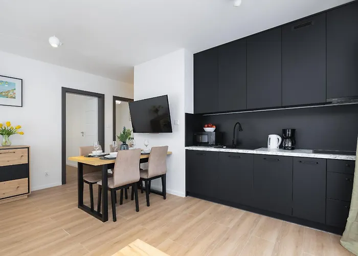 Stylowy Blisko Morza Z Parkingiem Zielona 3a By Renters アパート ミエンジボジェ